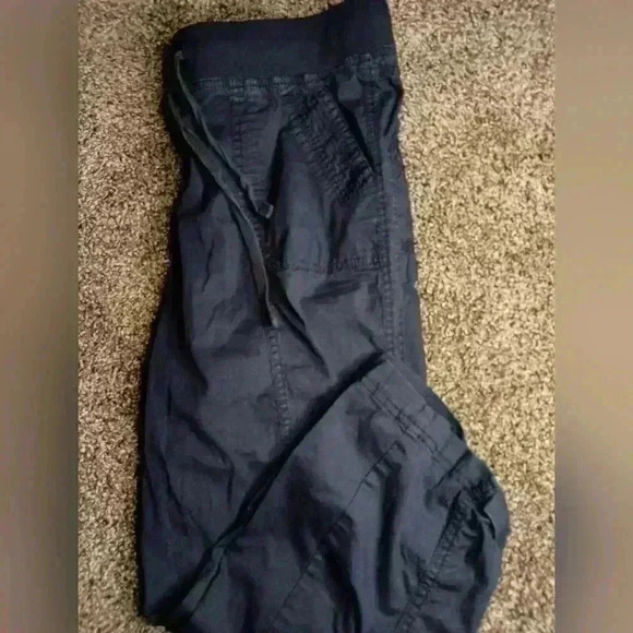 2 FOR 25$Navy blue cropped pants- (#155) - Picture 1 of 7